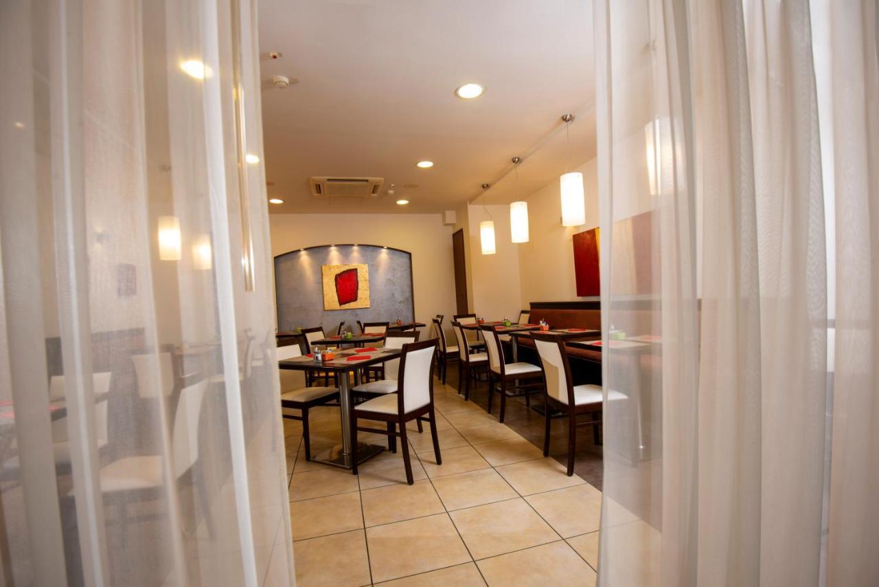 Accademia Hotel Rimini Exteriér fotografie