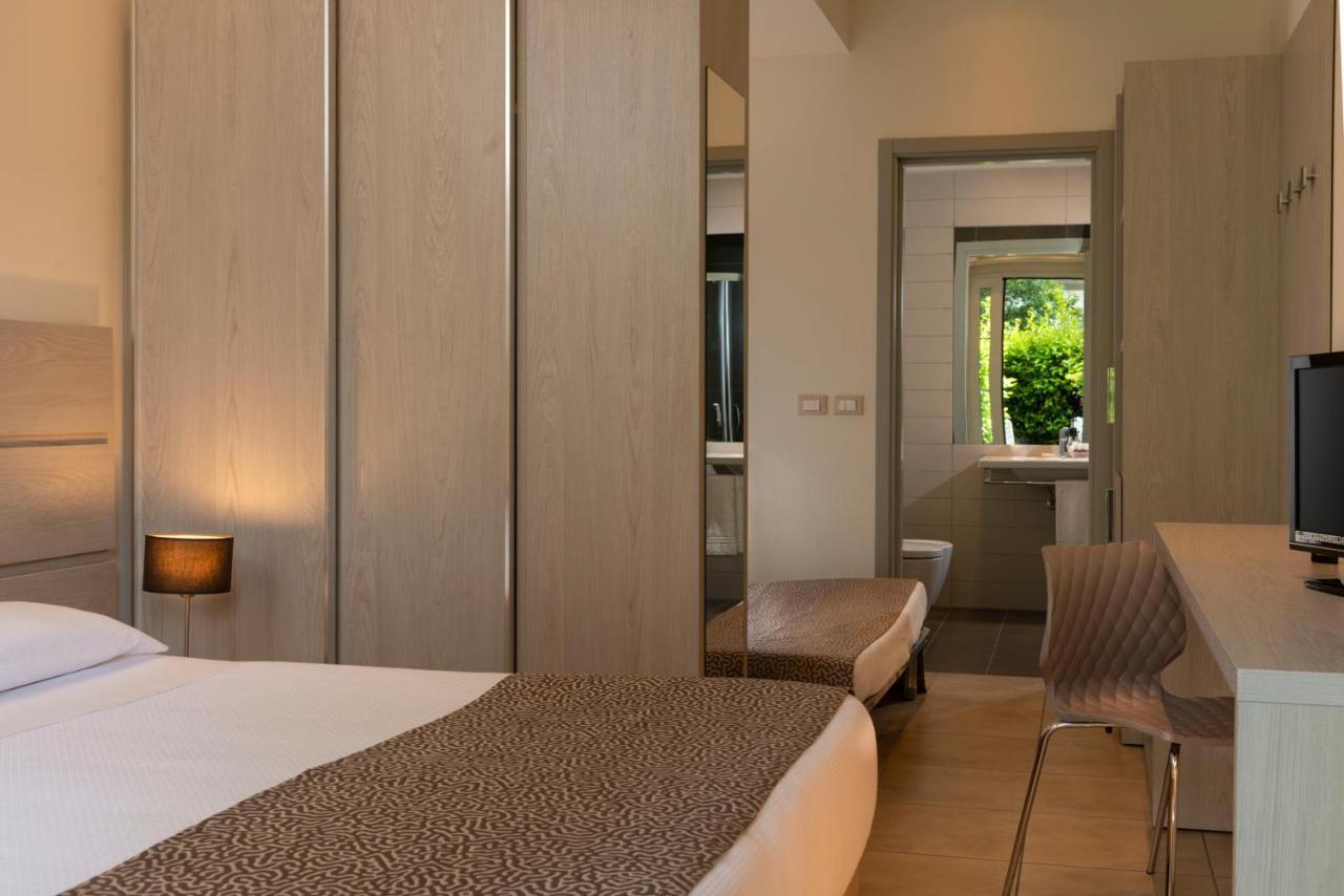 Accademia Hotel Rimini Exteriér fotografie